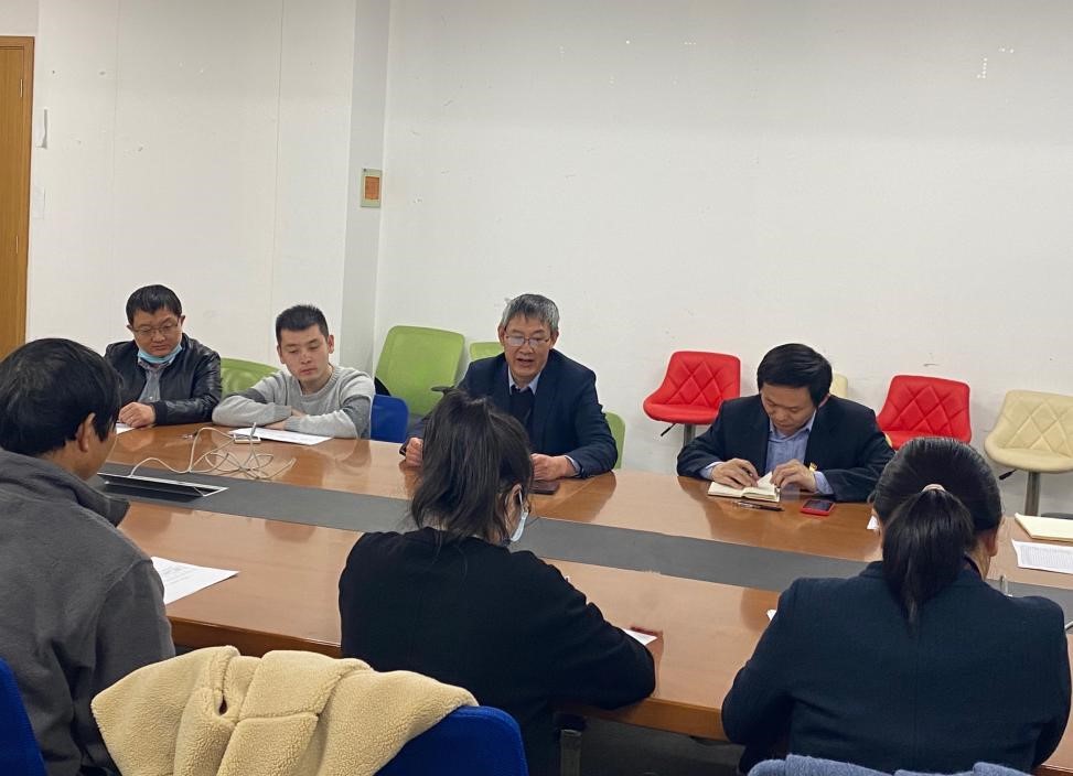绿色化学党支部召开组织生活会暨民主评议党员大会