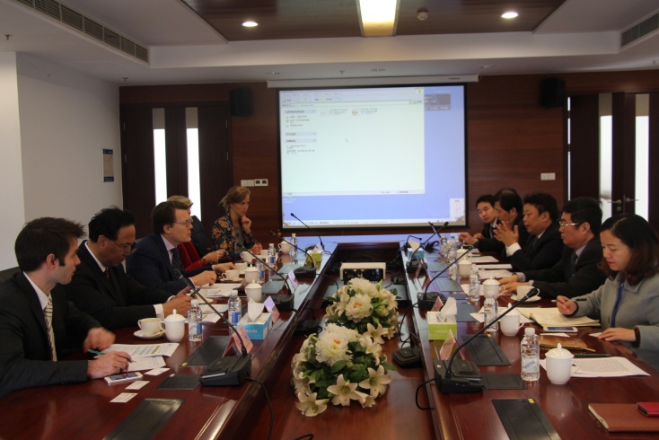 荷兰王子康斯坦丁访问上海高研院